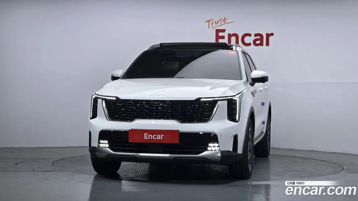 Kia Sorento — фото 5
