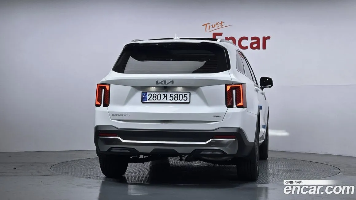 Kia Sorento — фото 7
