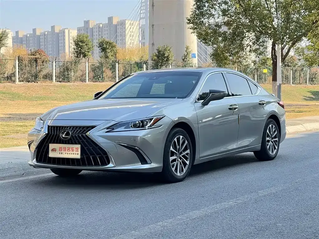 Lexus ES 2022 из CN, фото 1