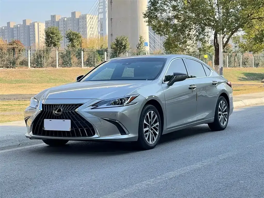 Lexus ES 2022 из CN, фото 6