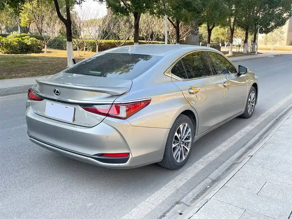 Lexus ES 2022 из CN, фото 8