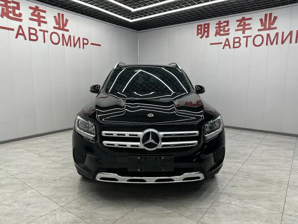 Mercedes-Benz GLB — фото 2