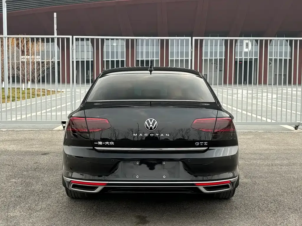 Volkswagen Magotan GTE PHEV 2022 из CN, фото 7