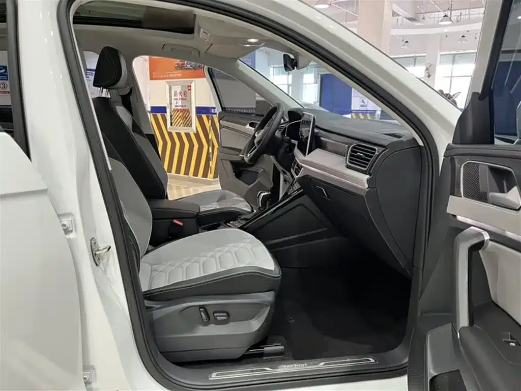 Volkswagen Tayron 2022 из CN, фото 2