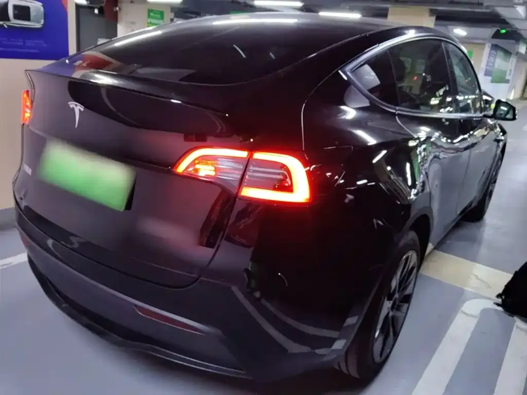 Tesla Model Y 2024 из CN, фото 5