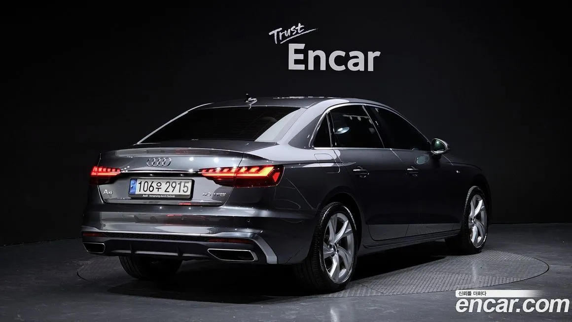Audi A4 — фото 2