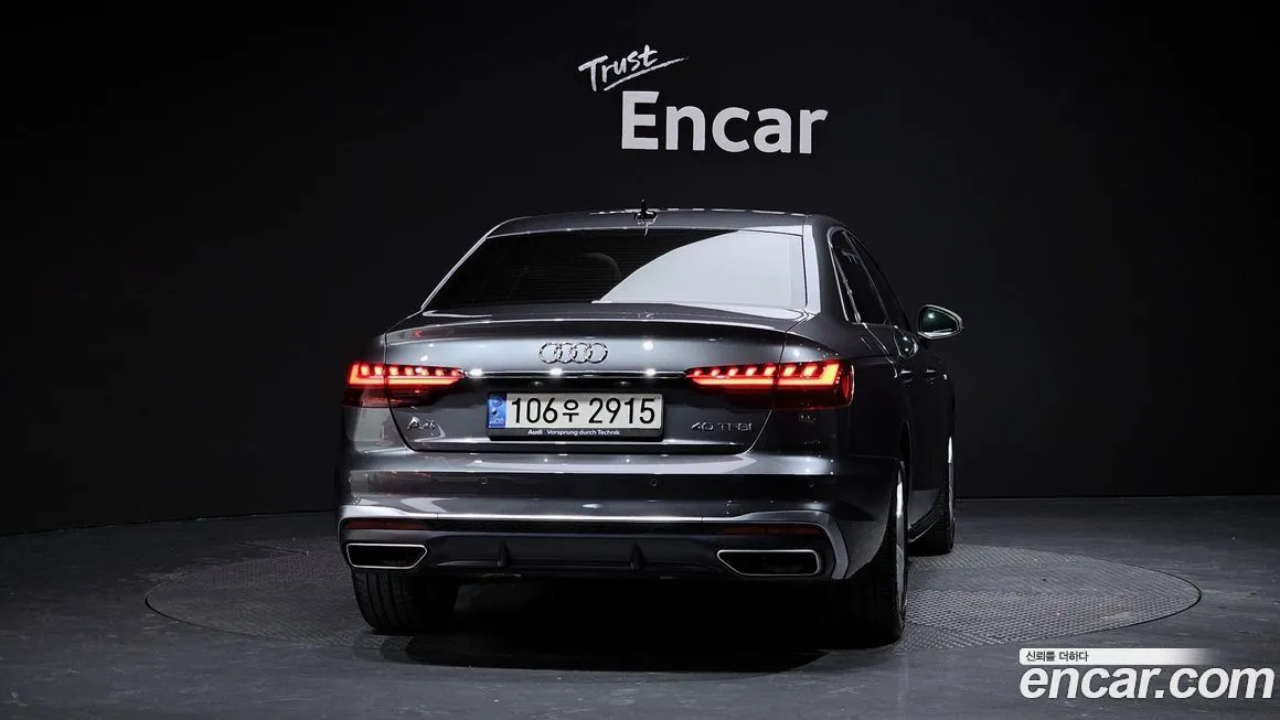 Audi A4 — фото 4