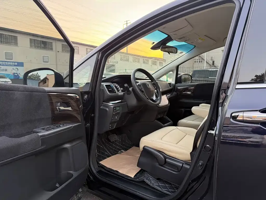 Honda Odyssey 2021 из CN, фото 9