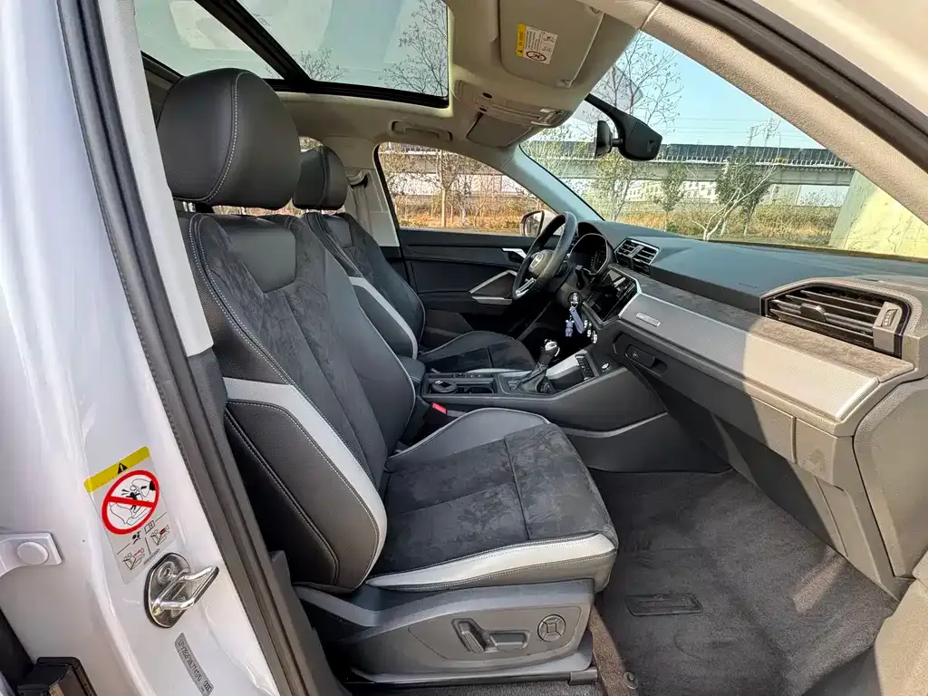Audi Q3 2021 из CN, фото 3
