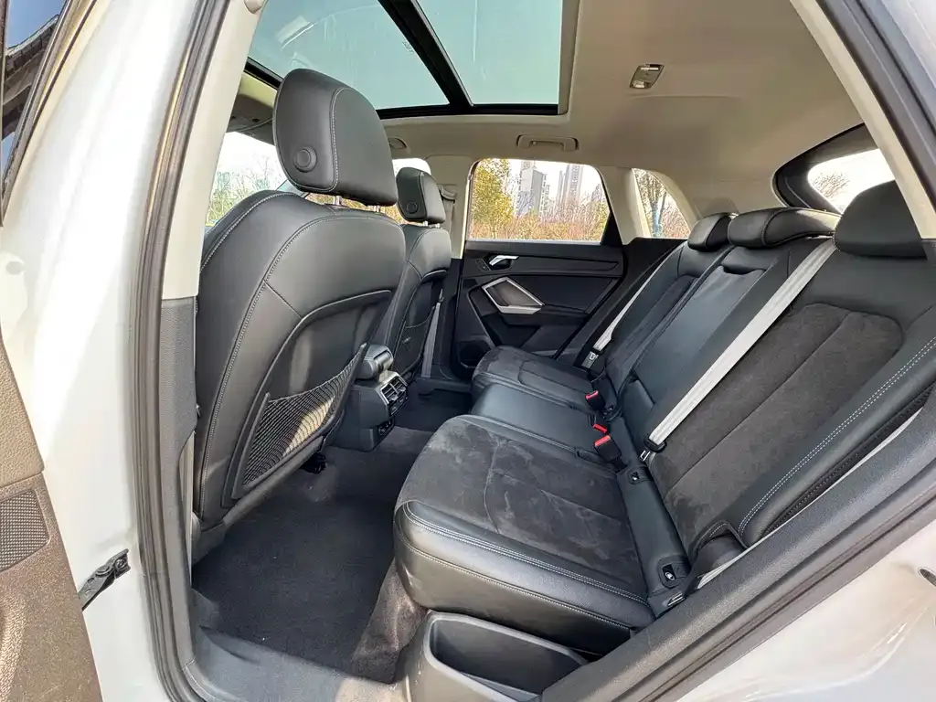 Audi Q3 2021 из CN, фото 6