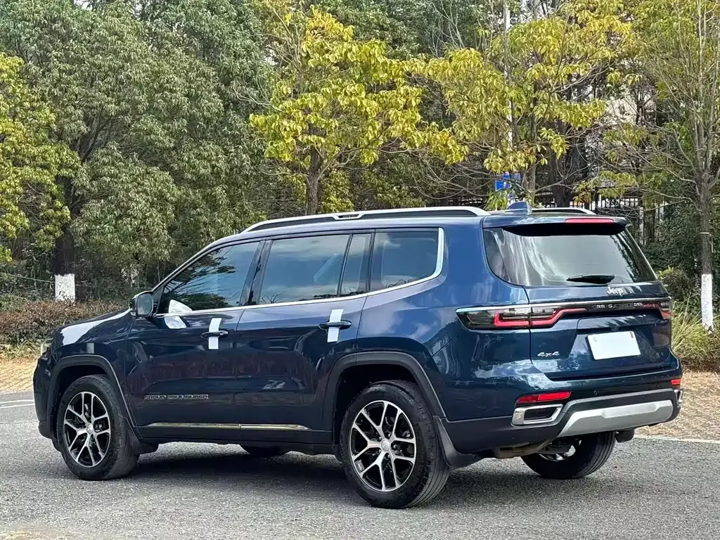 Jeep Grand Commander 2022 из CN, фото 9
