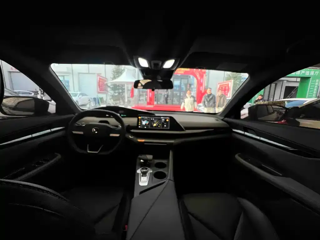 Changan UNI-V 2023 из CN, фото 5