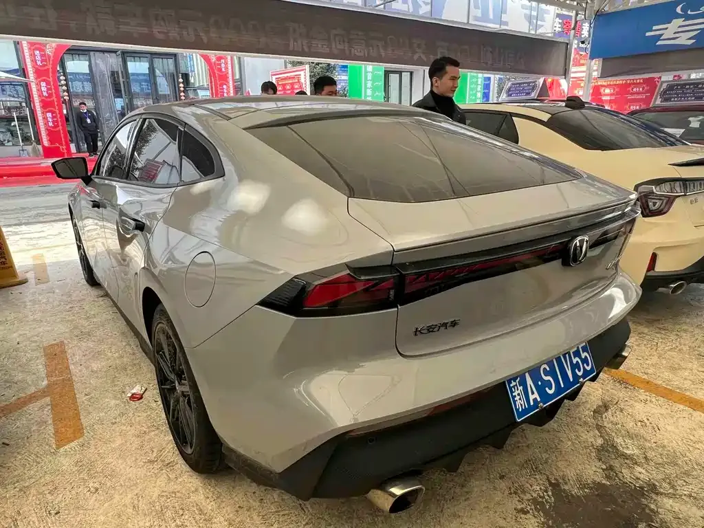 Changan UNI-V 2023 из CN, фото 7