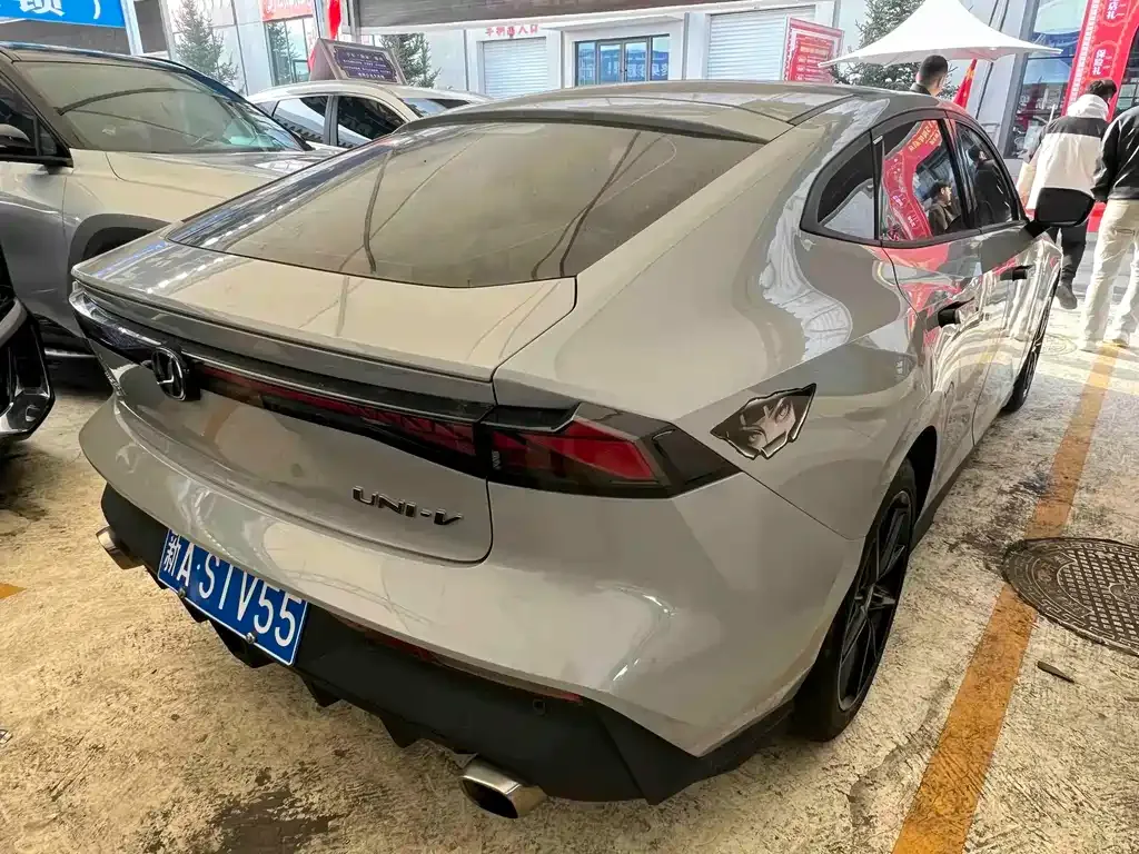 Changan UNI-V 2023 из CN, фото 8