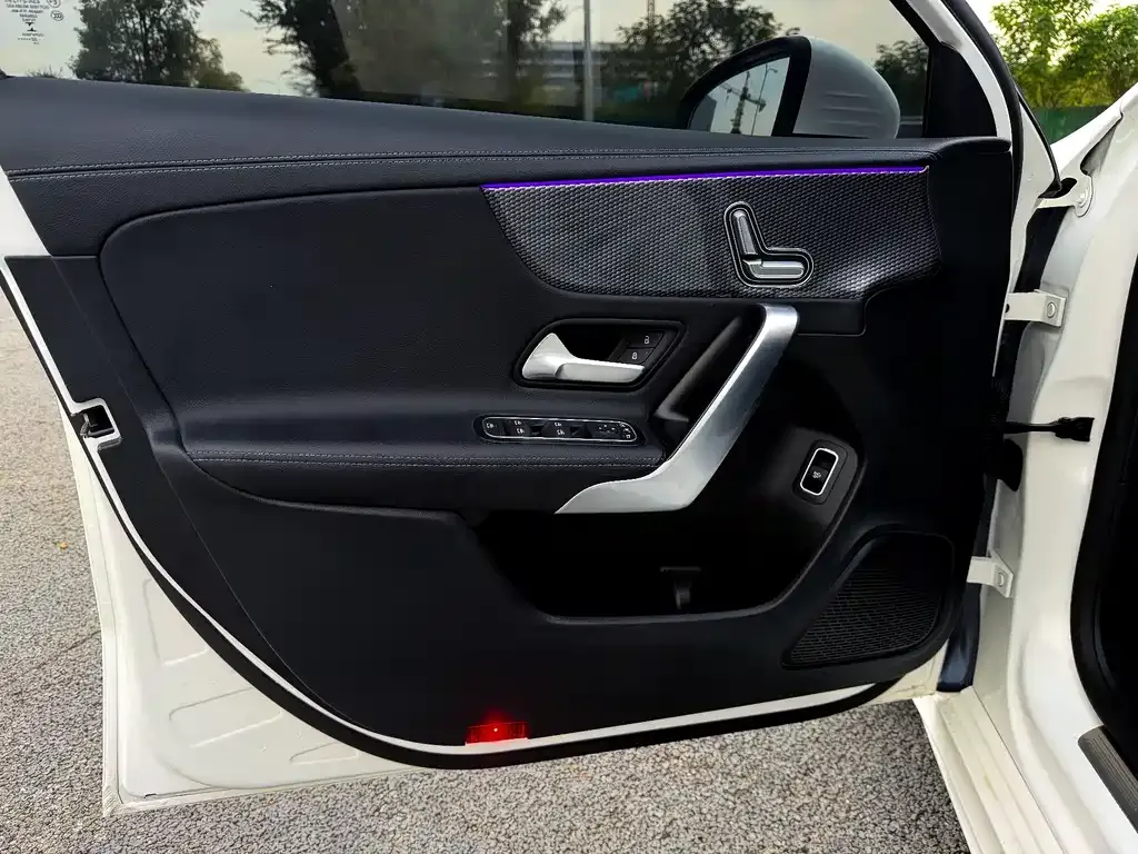 Mercedes-Benz A-Class 2022 из CN, фото 8