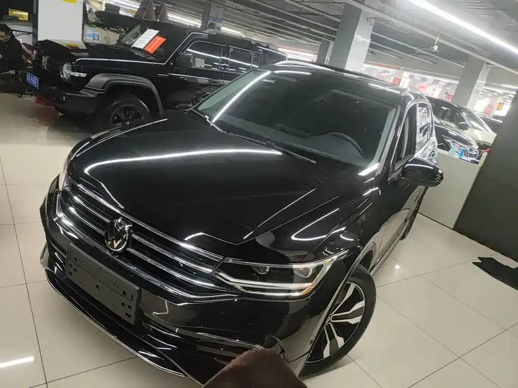 Volkswagen Tiguan L 2024 из CN, фото 1