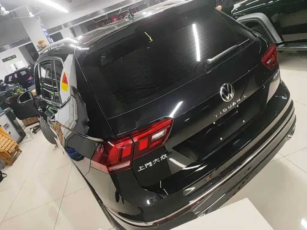 Volkswagen Tiguan L 2024 из CN, фото 8