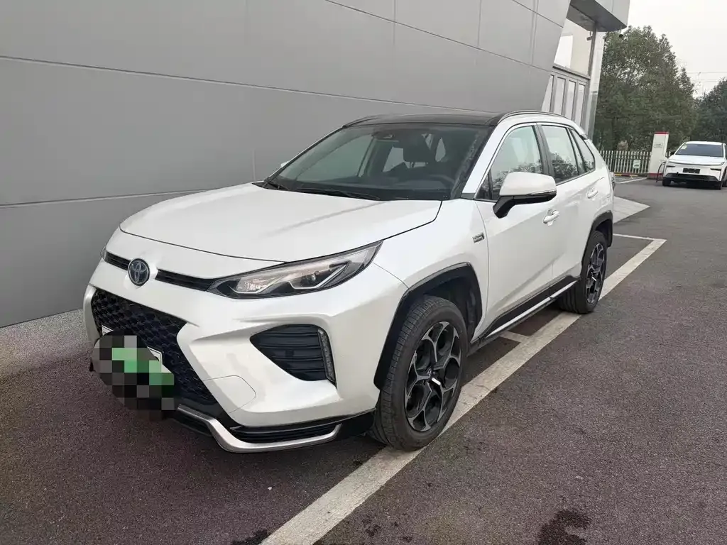 Toyota Wildlander New Energy 2025 из CN, фото 1