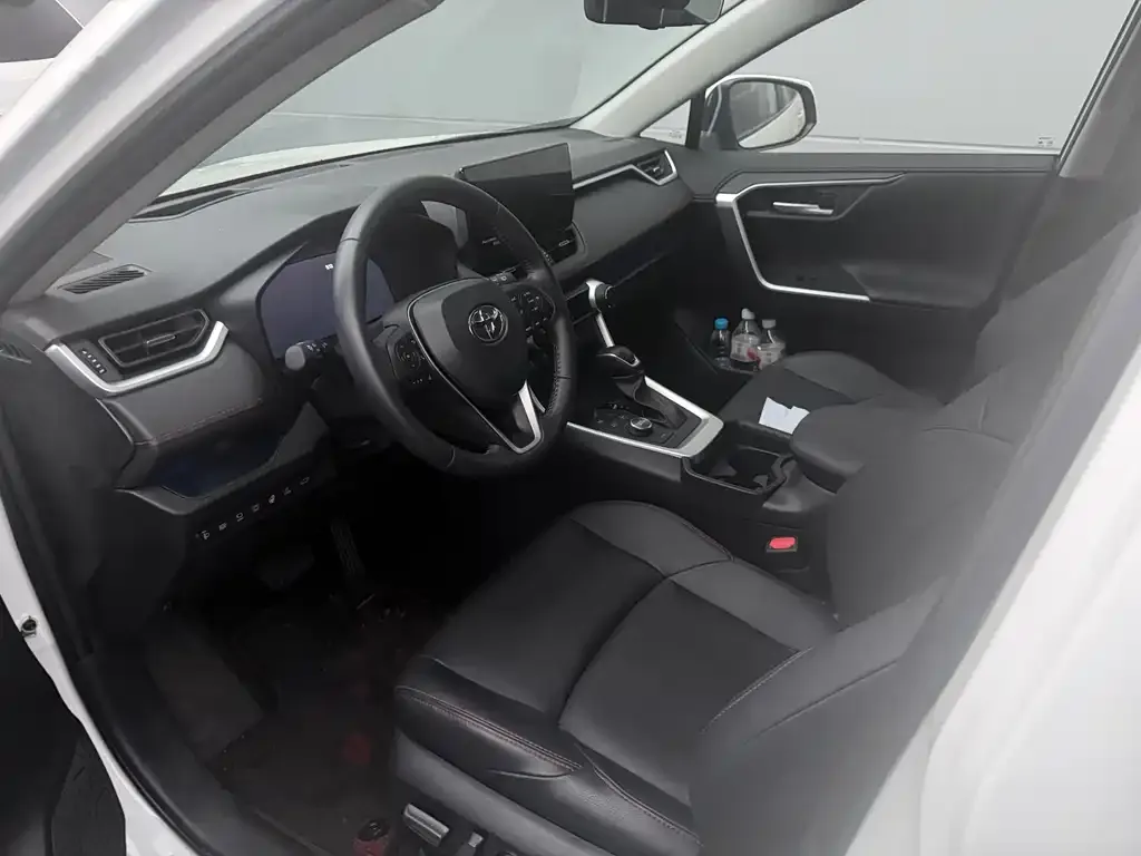 Toyota Wildlander New Energy 2025 из CN, фото 2