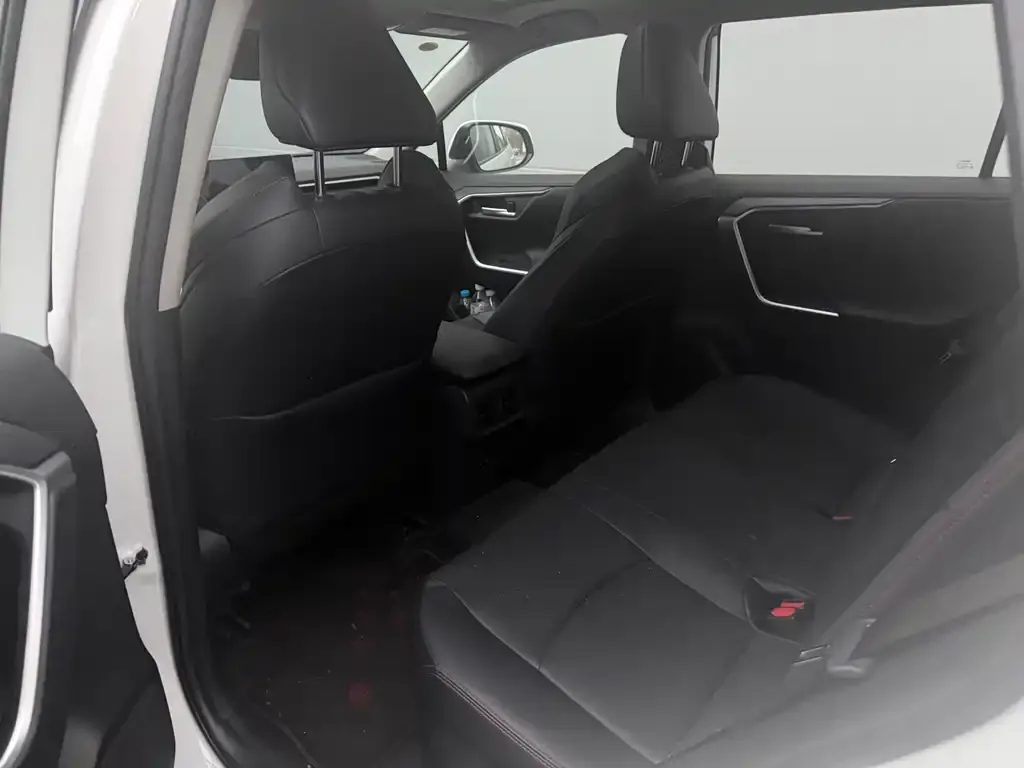 Toyota Wildlander New Energy 2025 из CN, фото 3