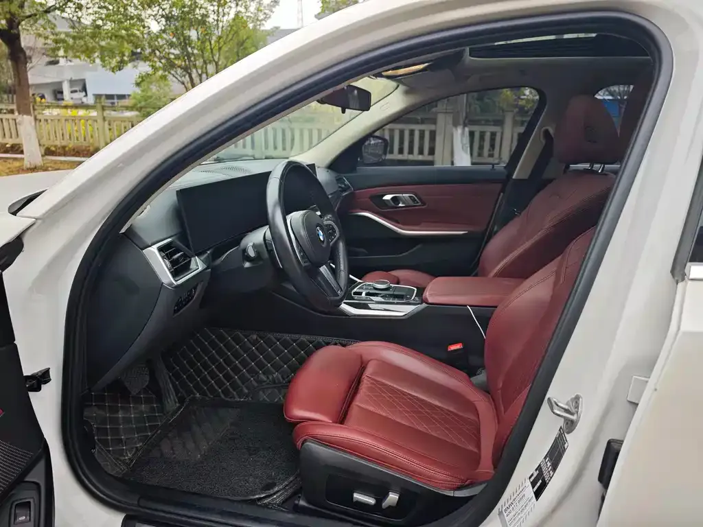 BMW 3 Series 2022 из CN, фото 8