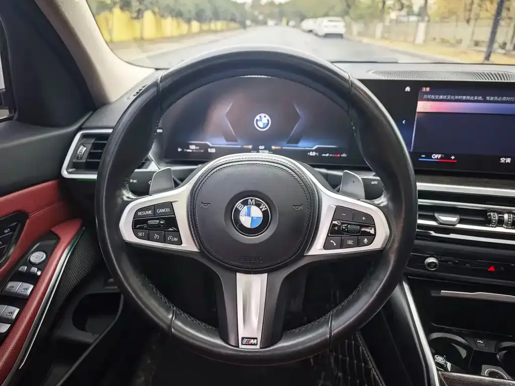 BMW 3 Series 2022 из CN, фото 2