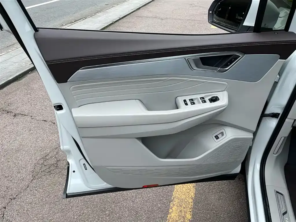 Volkswagen Talagon 2023 из CN, фото 7