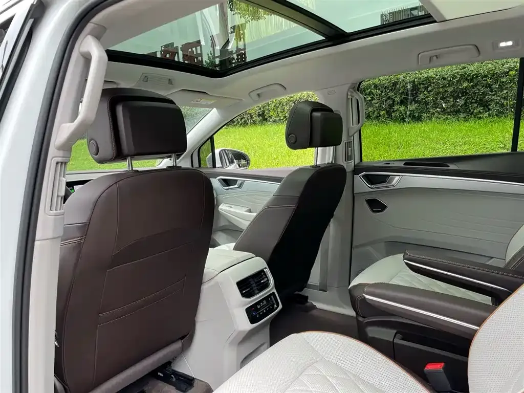 Volkswagen Talagon 2023 из CN, фото 2