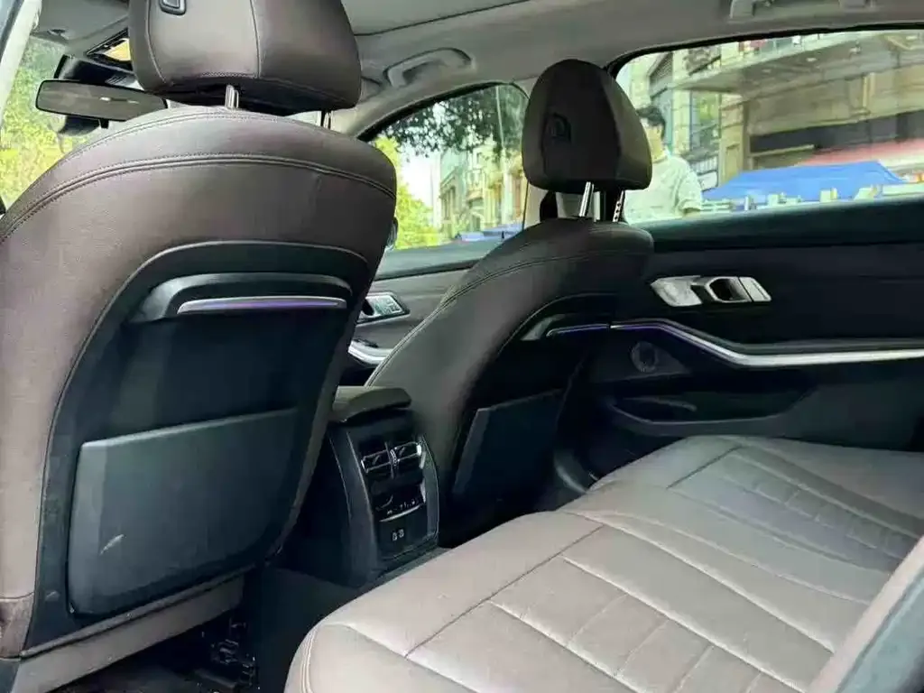 BMW 3 Series 2021 из CN, фото 3