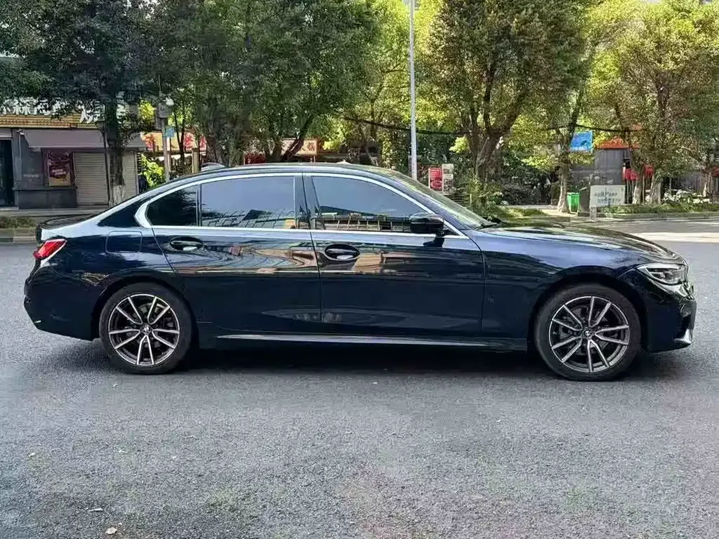 BMW 3 Series 2021 из CN, фото 10
