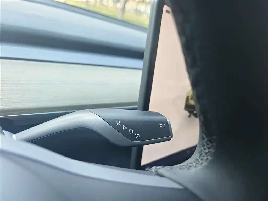 Tesla Model Y 2023 из CN, фото 7