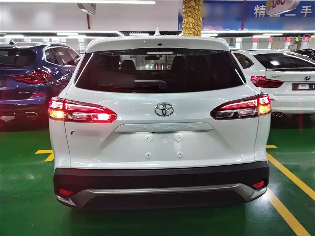 Toyota Frontlander 2022 из CN, фото 5