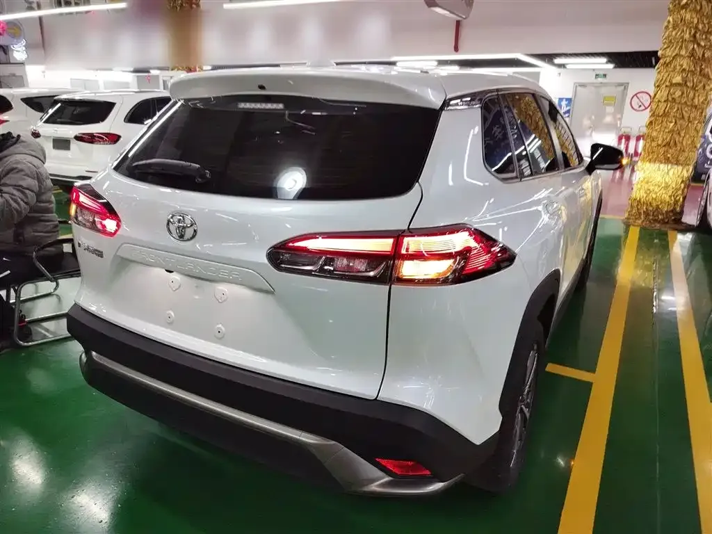 Toyota Frontlander 2022 из CN, фото 6