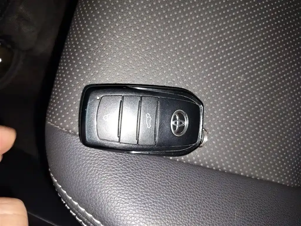 Toyota Frontlander 2022 из CN, фото 9