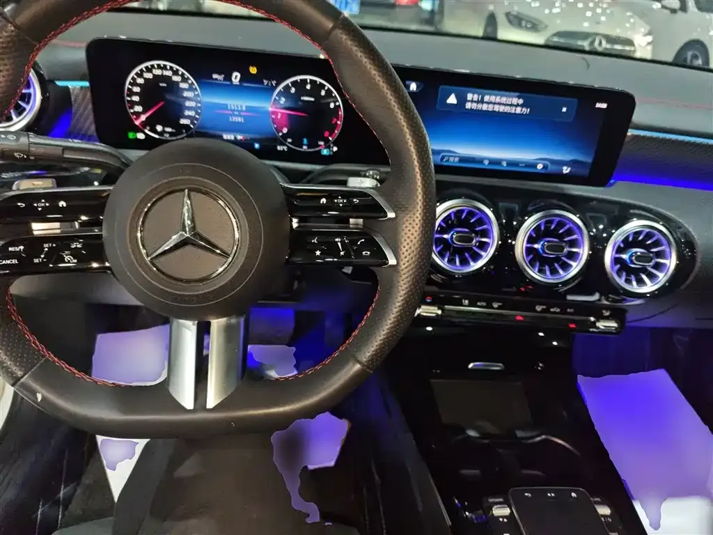 Mercedes-Benz A-Class 2024 из CN, фото 5
