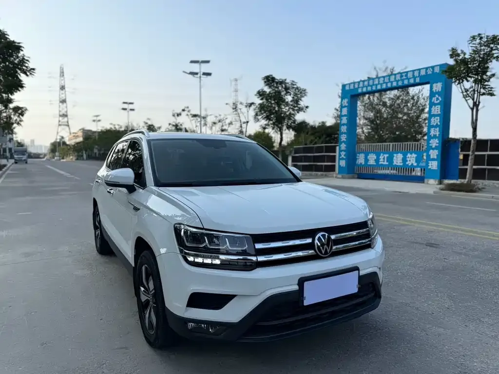 Volkswagen Tharu 2022 из CN, фото 3