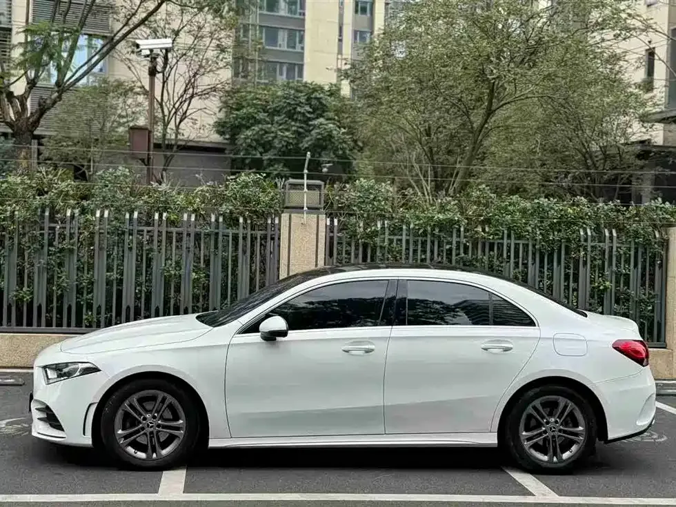 Mercedes-Benz A-Class 2023 из CN, фото 9