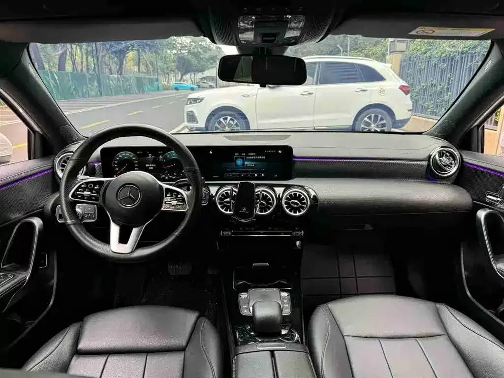 Mercedes-Benz A-Class 2023 из CN, фото 7