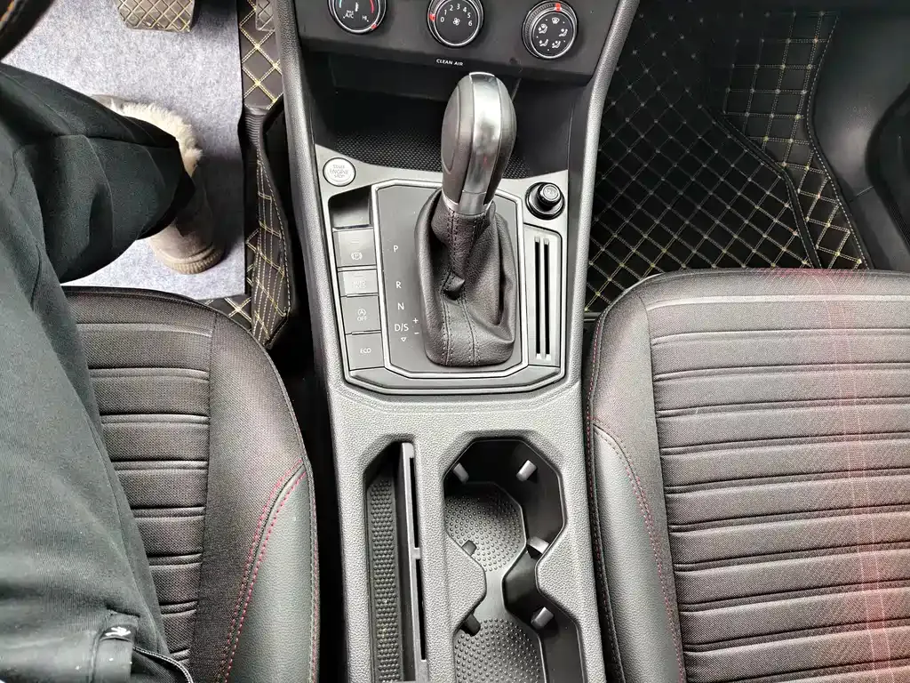 Volkswagen Lavida 2024 из CN, фото 10