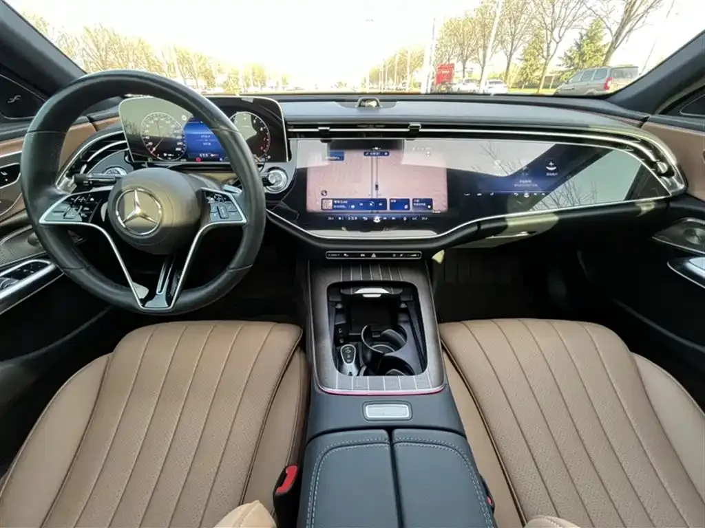 Mercedes-Benz E-Class 2024 из CN, фото 10