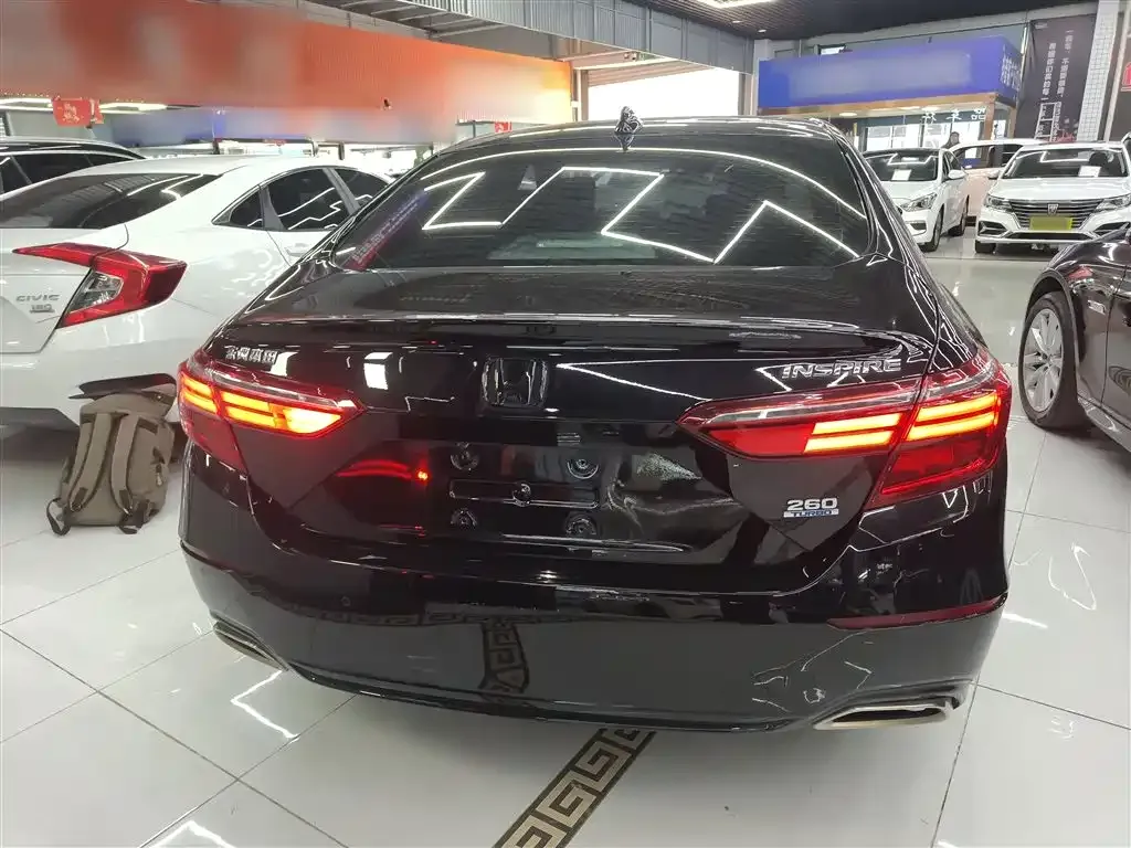 Honda Inspire 2023 из CN, фото 3
