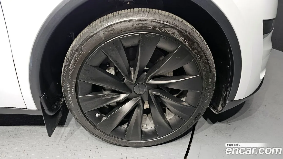 [object Object] Model Y 2025 из KR, фото 5