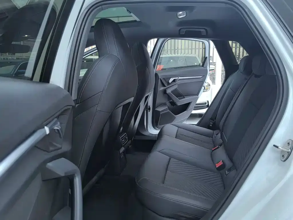 Audi A3 2022 из CN, фото 7