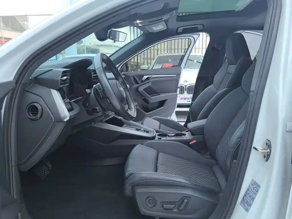 Audi A3 2022 из CN, фото 3