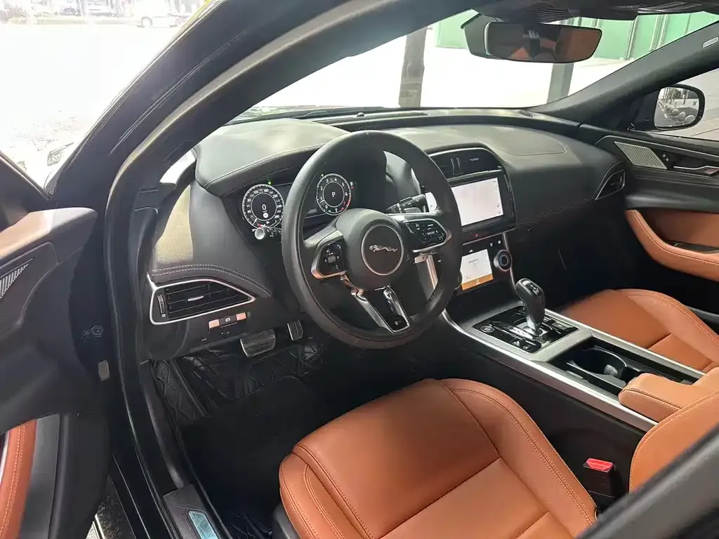 Jaguar XEL 2024 из CN, фото 6