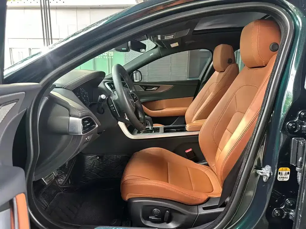 Jaguar XEL 2024 из CN, фото 5