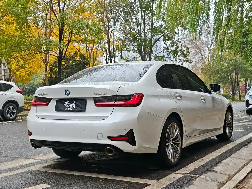 BMW 3 Series — фото 7