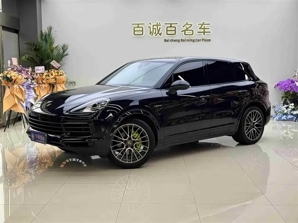 Porsche Cayenne Hybrid 2022 из CN, фото 1