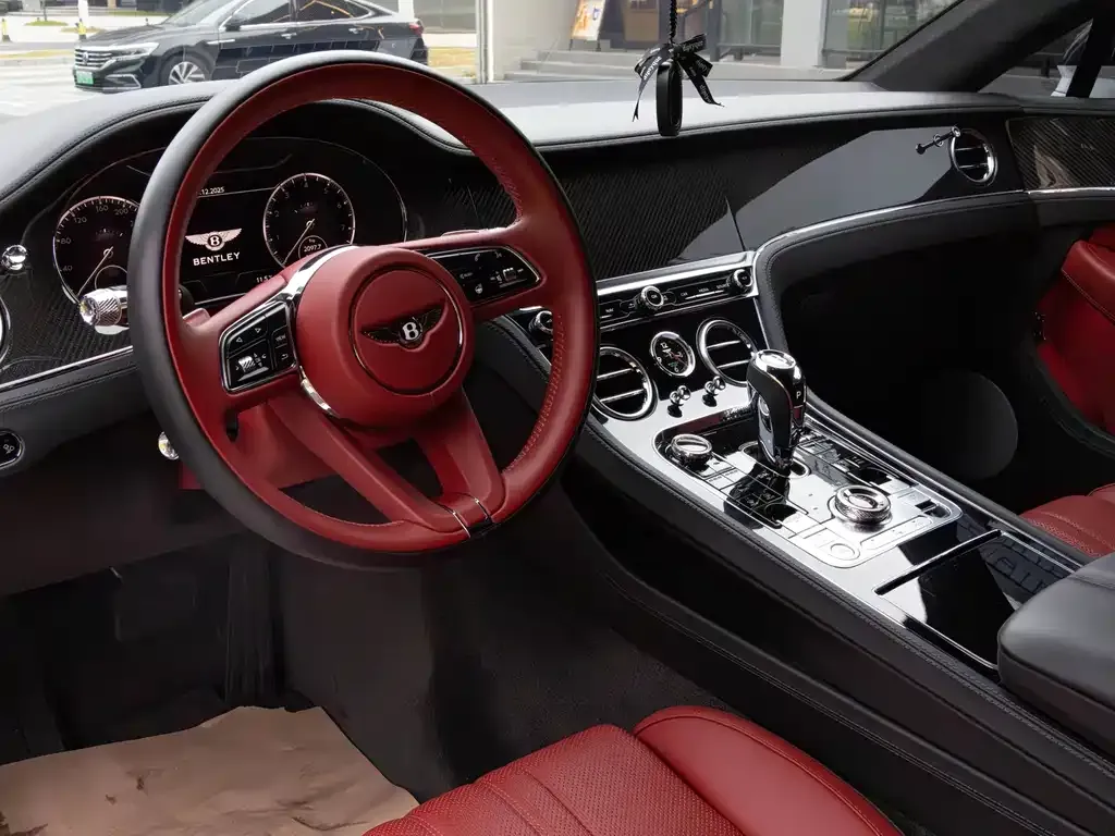 Bentley Continental 2021 из CN, фото 3