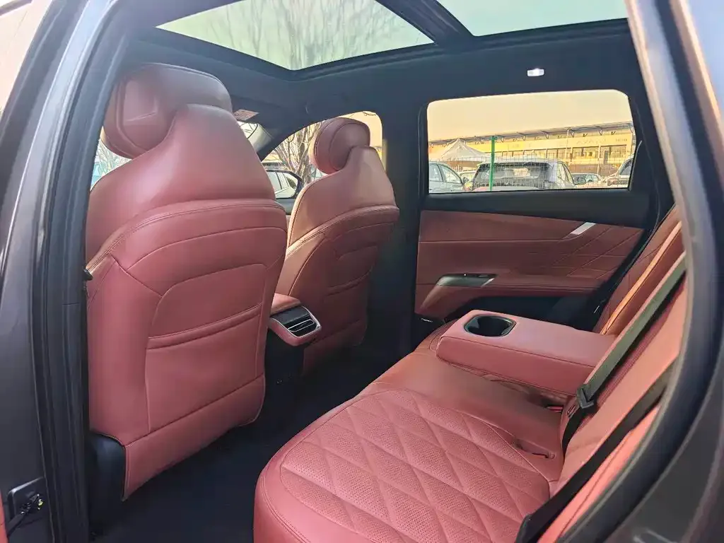 Changan CS75PLUS 2024 из CN, фото 2